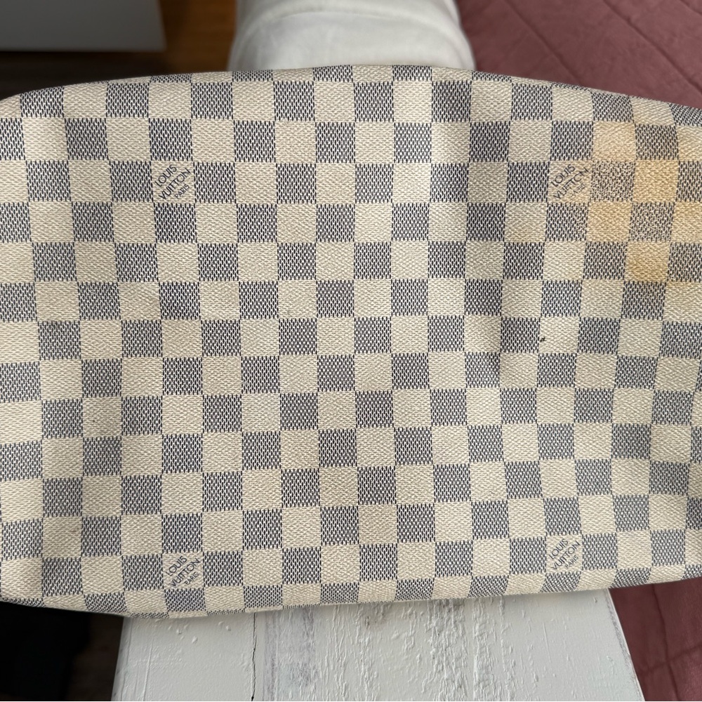 Authentic Louis Vuitton Damier Azur Speedy 35 - Picture 3 of 12
